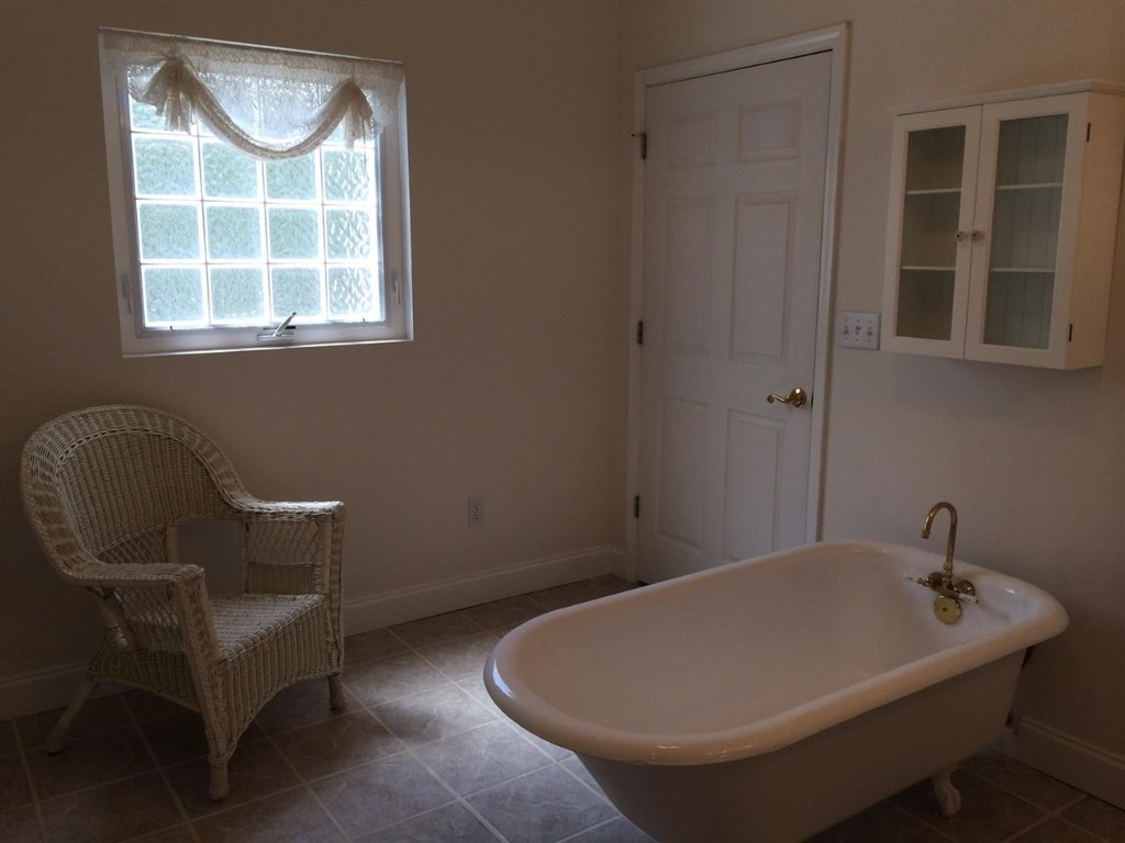 201 Cleveland Ferry Road, Unit HERITAGE SHORES Fair Play, SC 29643 - Photo 11 of 36 Gallery Image 11