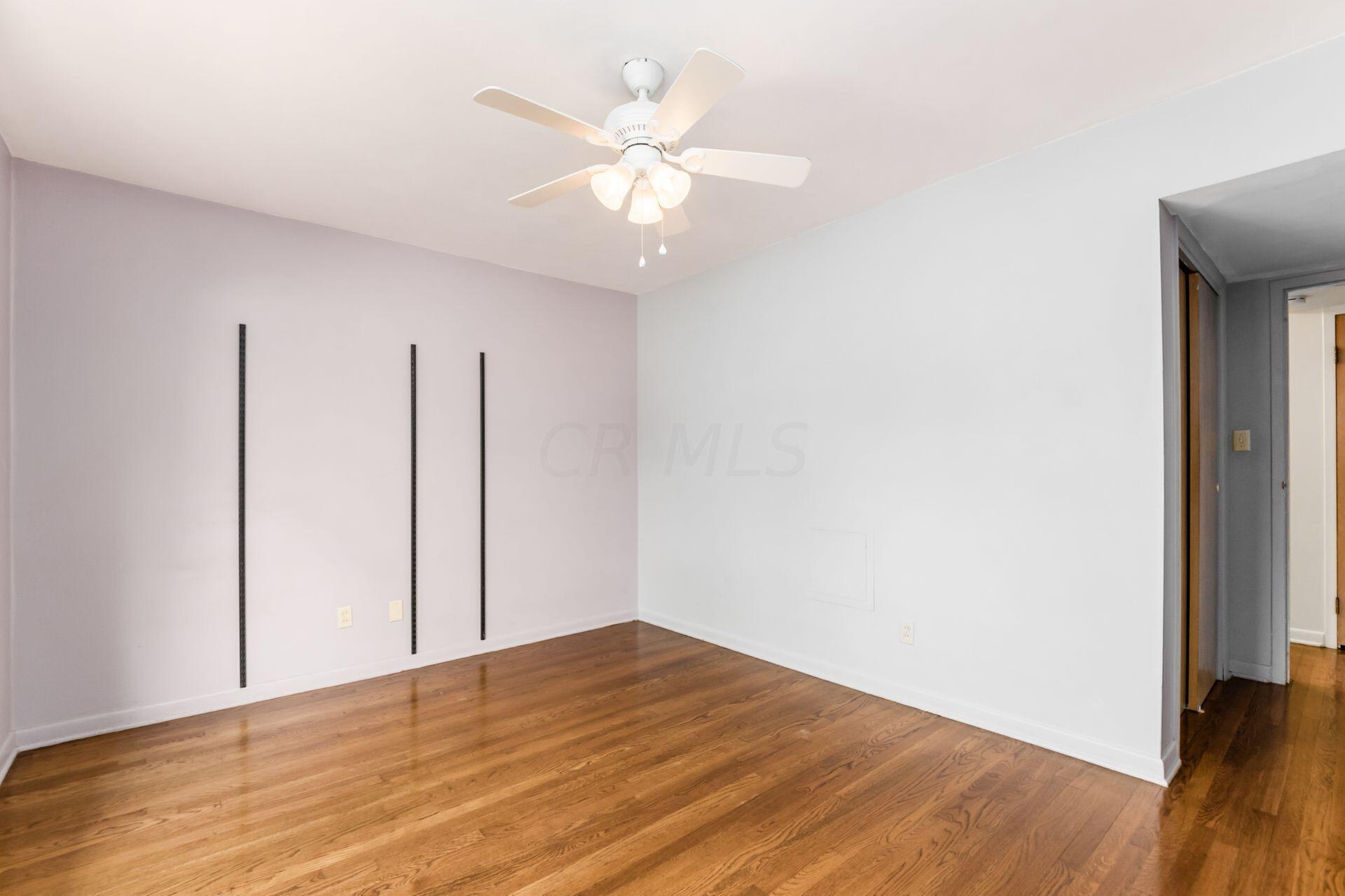 2565 Charing Road, Unit 1 Columbus, OH 43221 - Photo 14 of 28 016_61_h 2565 Charing Rd-1041
