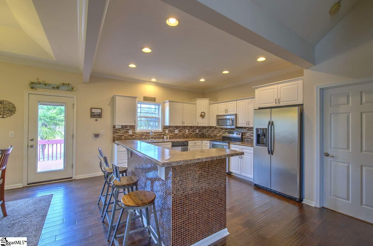 205 Streams Way Anderson, SC 29625 - Photo 12 of 36