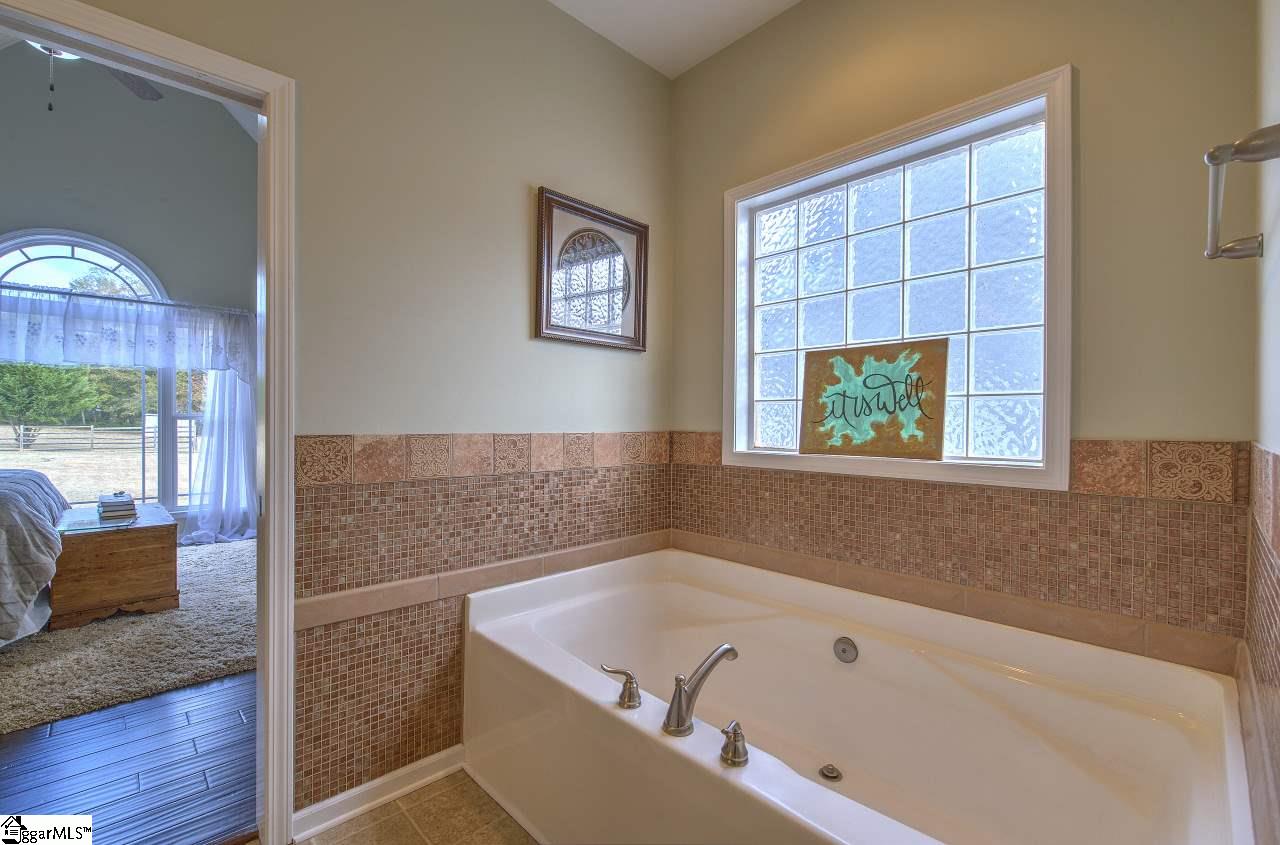 205 Streams Way Anderson, SC 29625 - Photo 16 of 36