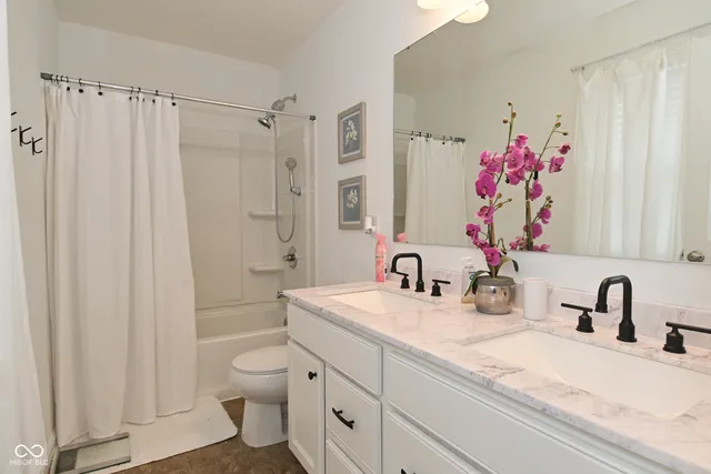 $335,000 | 2406 Boneset Drive, Plainfield, IN 46168