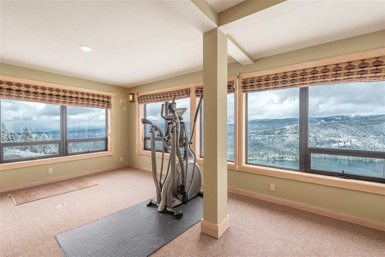 12288 Ski Slope Way Truckee, CA 96161 - Photo 18 of 21