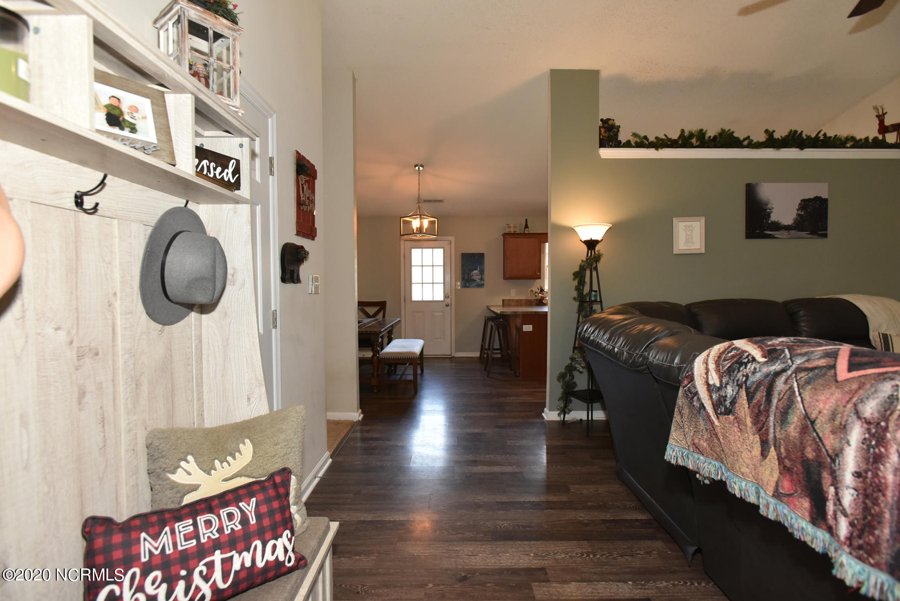 102 Burrell Lane Richlands, NC 28574 - Photo 12 of 40 040