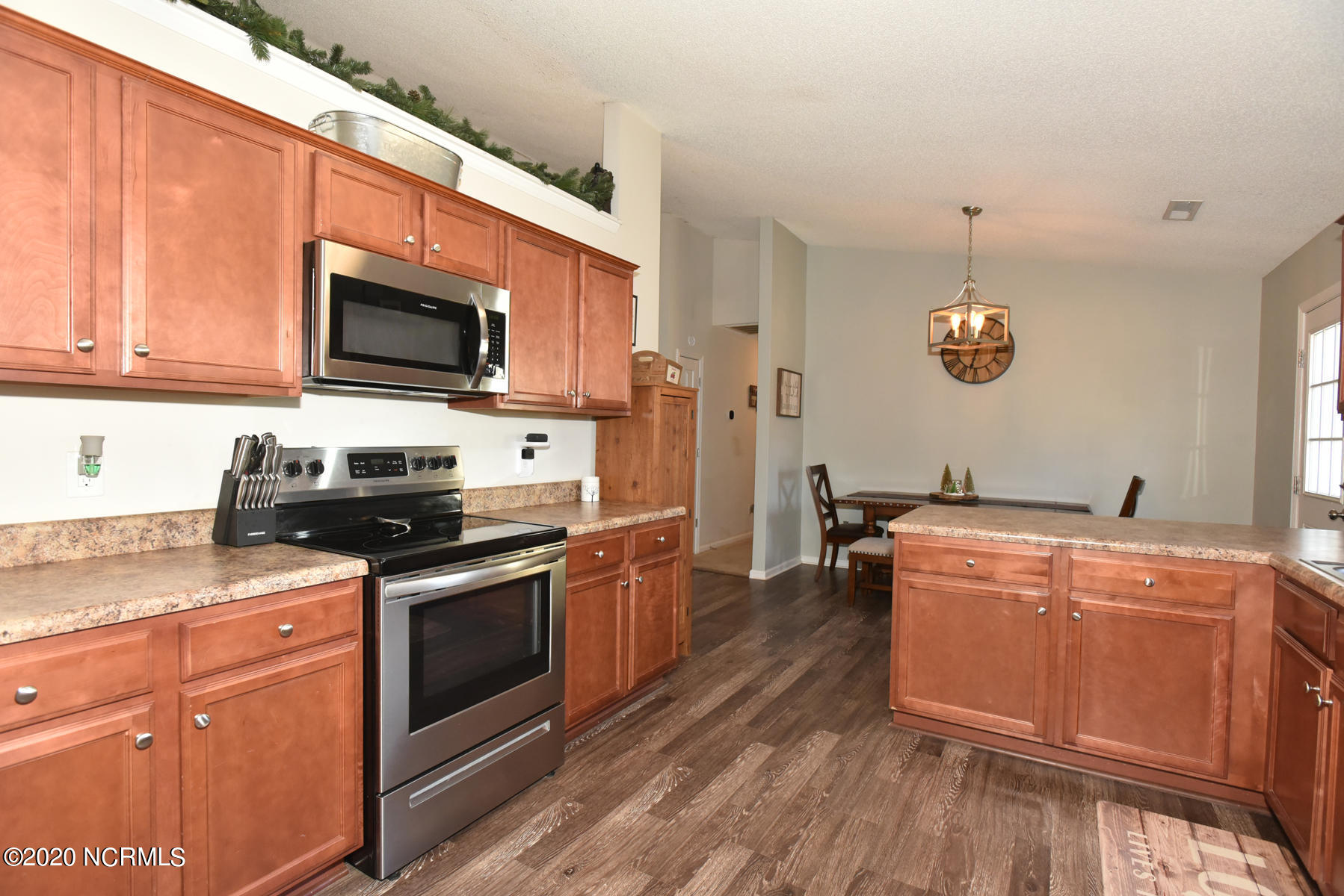 102 Burrell Lane Richlands, NC 28574 - Photo 24 of 40 067