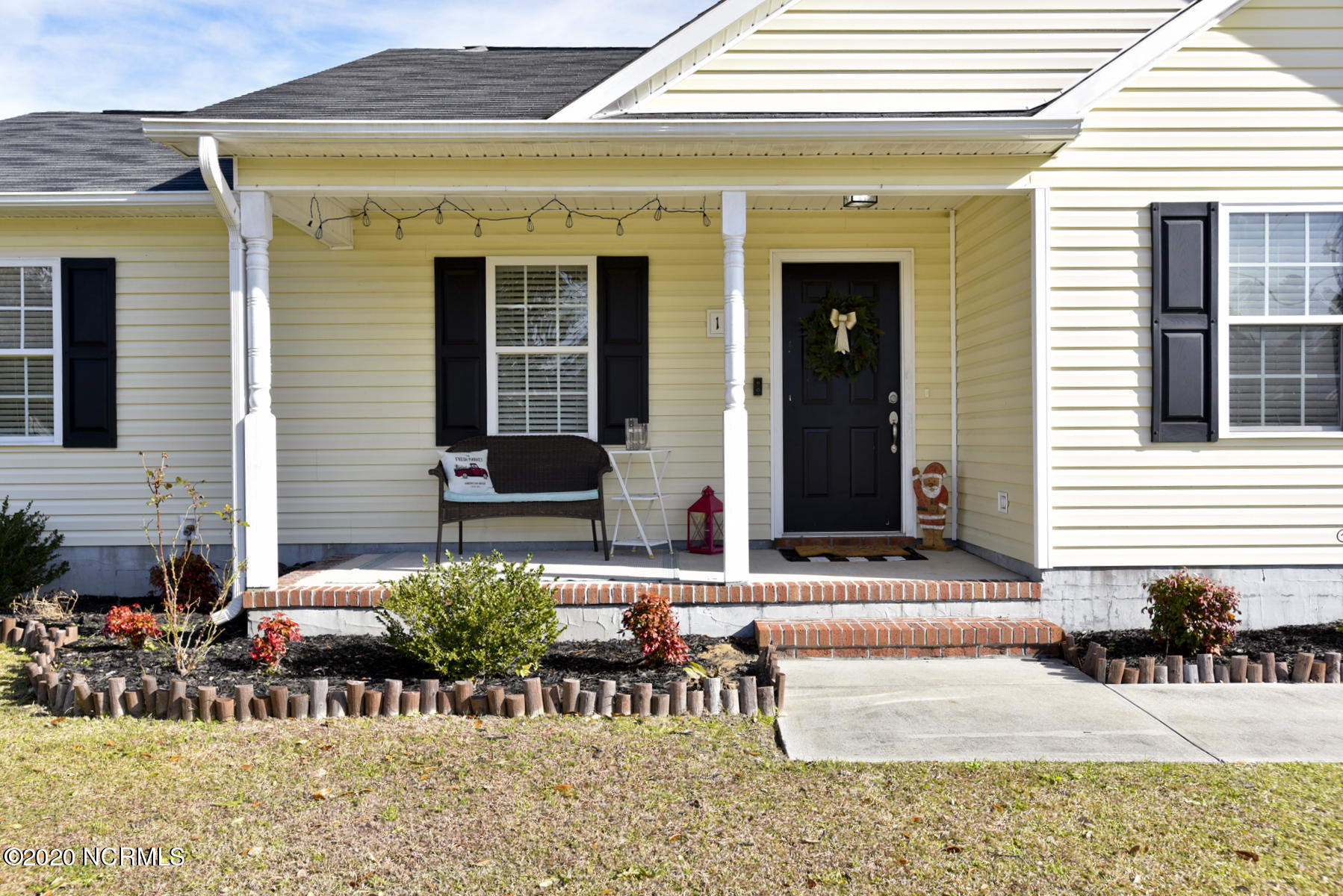 102 Burrell Lane Richlands, NC 28574 - Photo 10 of 40 028