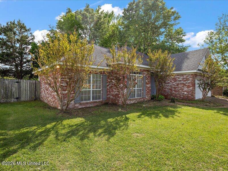 140 Raulston Drive Byram, MS 39272 - Photo 3 of 25 03-HTP_7521