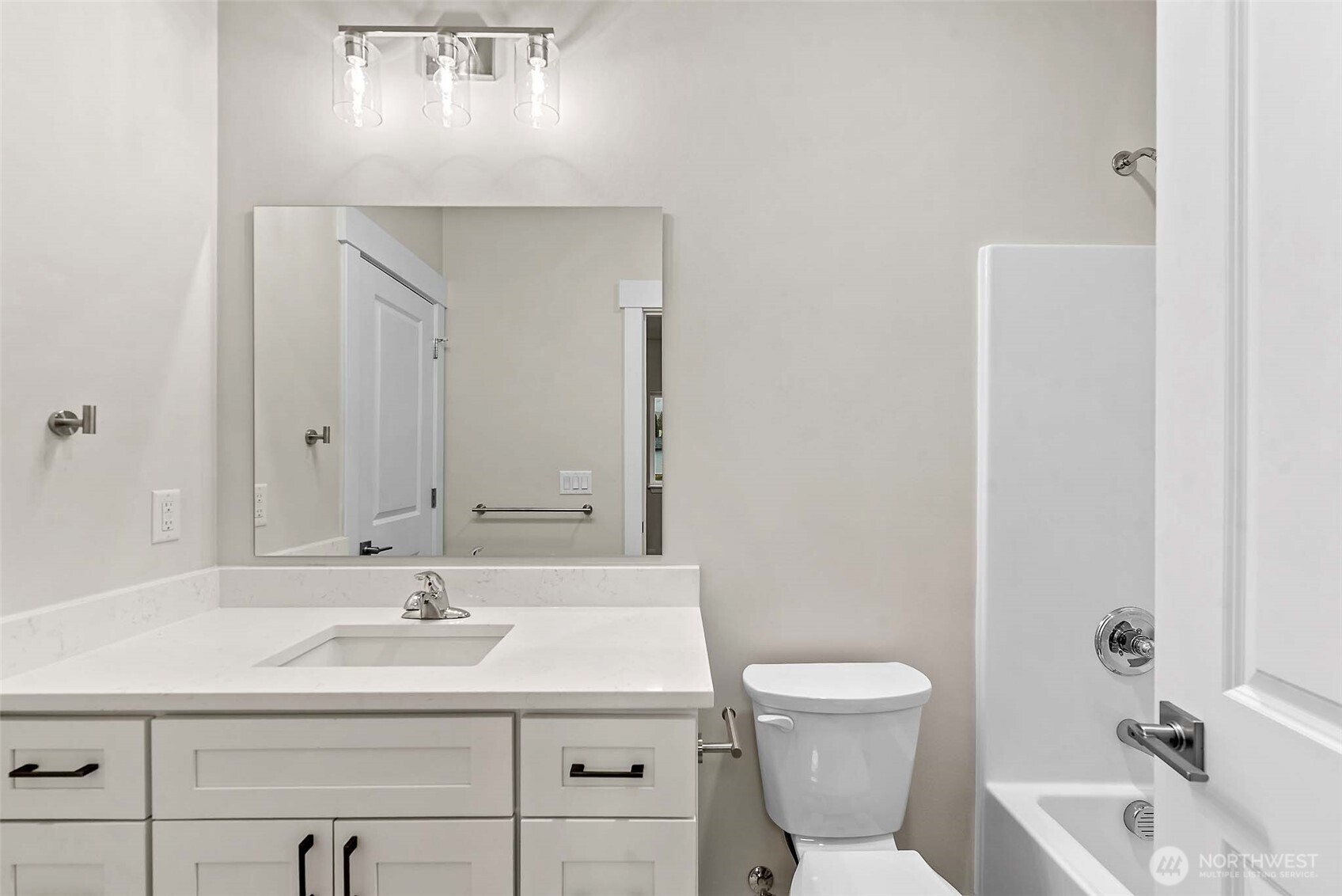 1075 Red Apple Road, Unit D13 Wenatchee, WA 98801 - Photo 27 of 33