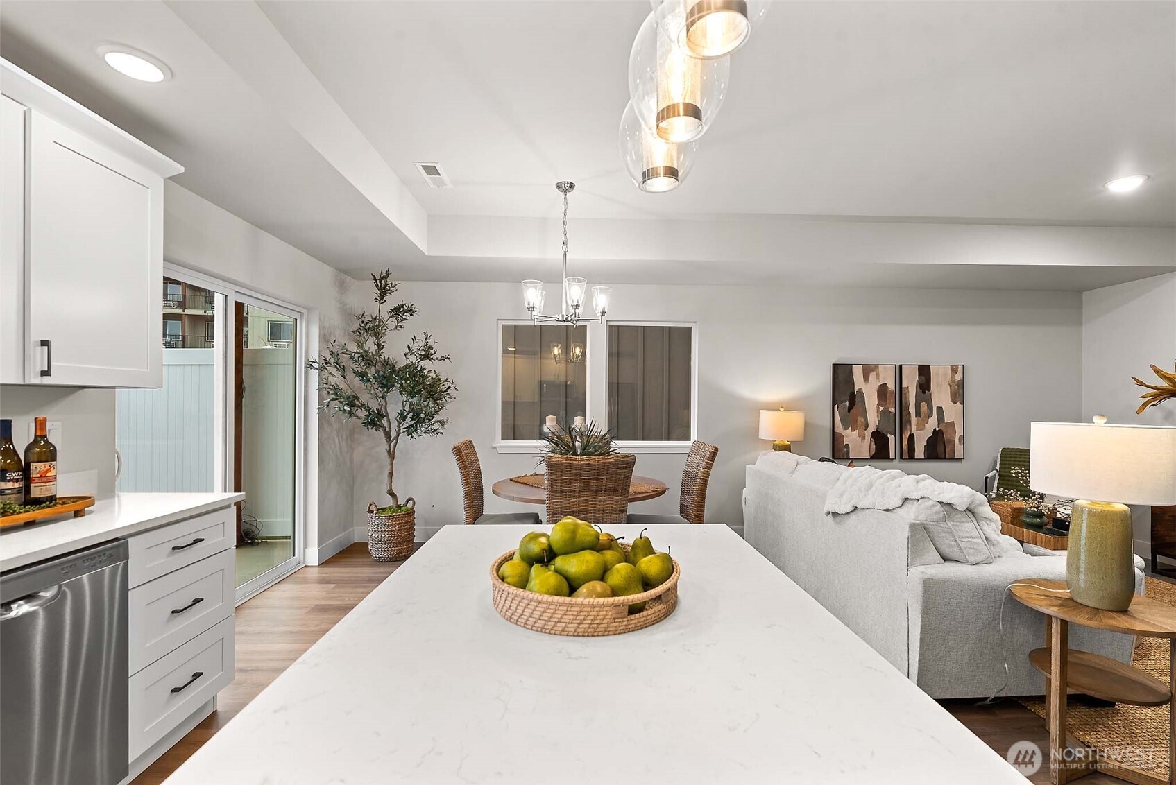 1075 Red Apple Road, Unit D13 Wenatchee, WA 98801 - Photo 10 of 33