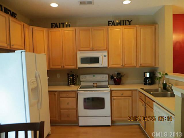 1007 Silver Springs Road, Unit 204 Fort Mill, SC 29715 - Photo 4 of 15 Gallery Image 4