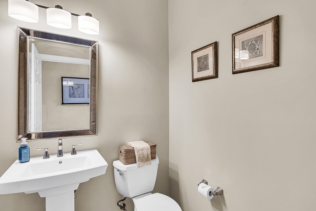 12 Greenwood Road Hopkinton, MA 01748 - Photo 21 of 42 Gallery Image 21
