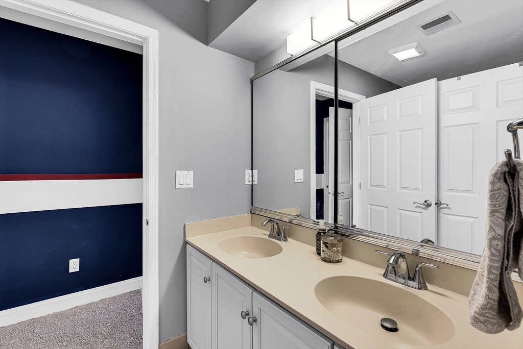 12 Greenwood Road Hopkinton, MA 01748 - Photo 28 of 42 Gallery Image 28