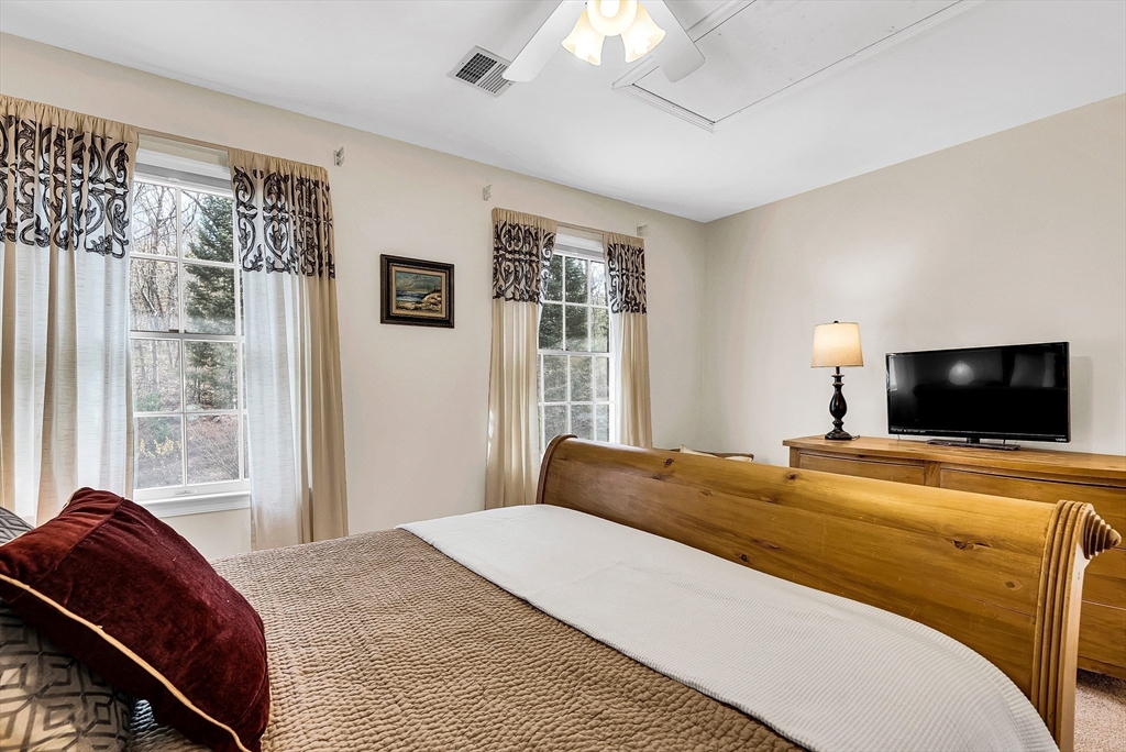 12 Greenwood Road Hopkinton, MA 01748 - Photo 32 of 42 Gallery Image 32
