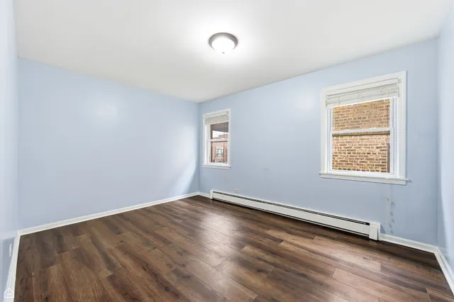 $2,400 | 5151 West Agatite Avenue, Unit 2, Chicago, IL 60630