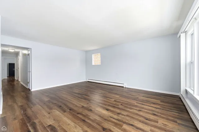 $2,400 | 5151 West Agatite Avenue, Unit 2, Chicago, IL 60630