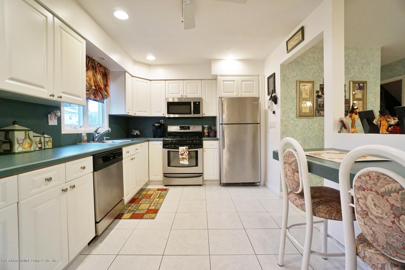 379 Ridgecrest Avenue Staten Island, NY 10312 - Photo 13 of 36 Photo Nov 18, 2 45 25 PM
