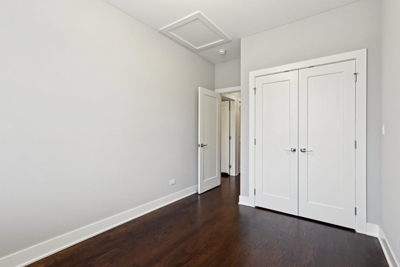 3305 South Racine Avenue Chicago, IL 60608 - Photo 18 of 44