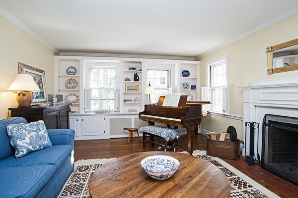 38 Dwhinda Road Newton, MA 02468 - Photo 10 of 30 a living room with furniture and a fireplace