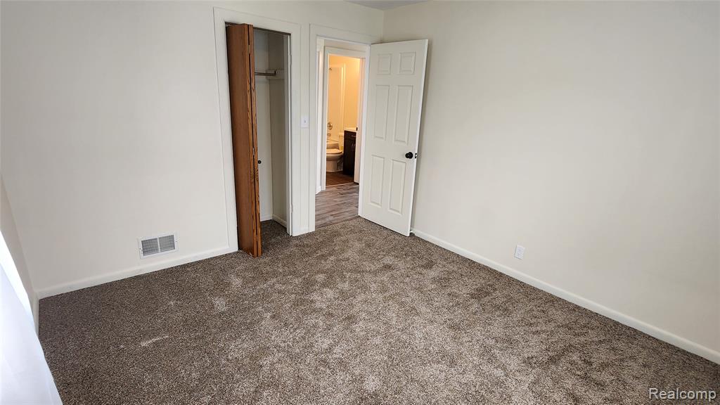 1233 Coldwater Road Flint, MI 48505 - Photo 10 of 22