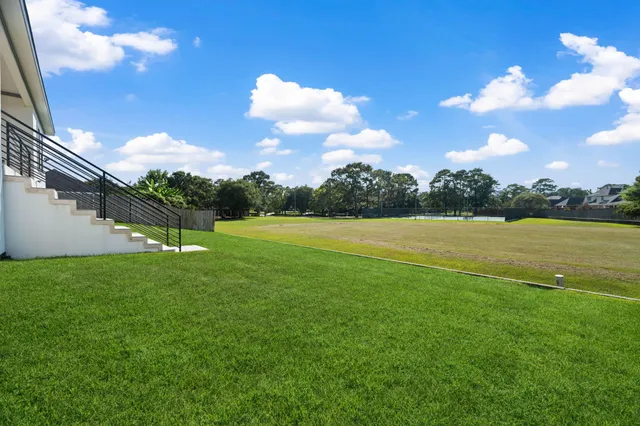 $495,000 | 20627 Sunny Shores Drive, Houston, TX 77346