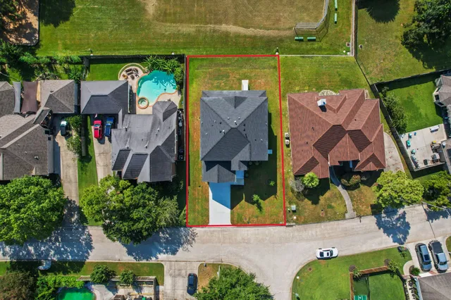 $495,000 | 20627 Sunny Shores Drive, Houston, TX 77346