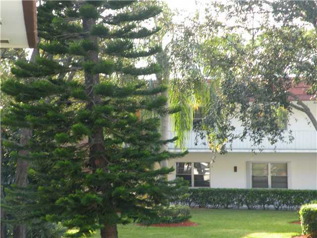 1225 21st Street, Unit 2914 Stuart, FL 34994 - Photo 1 of 12 Primary Photo