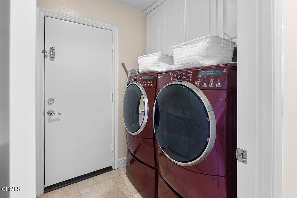14216 Oneida Court Moorpark, CA 93021 - Photo 13 of 75 a close up view of a washer and dryer