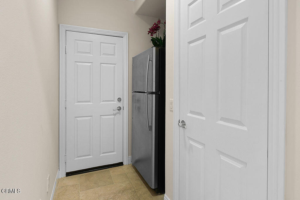 14216 Oneida Court Moorpark, CA 93021 - Photo 14 of 75 14216Oneida_October23,2024_0019