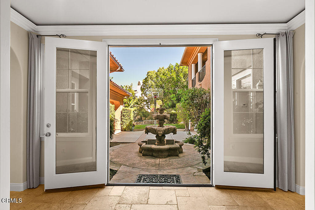 14216 Oneida Court Moorpark, CA 93021 - Photo 34 of 75 14216Oneida_October23,2024_0040