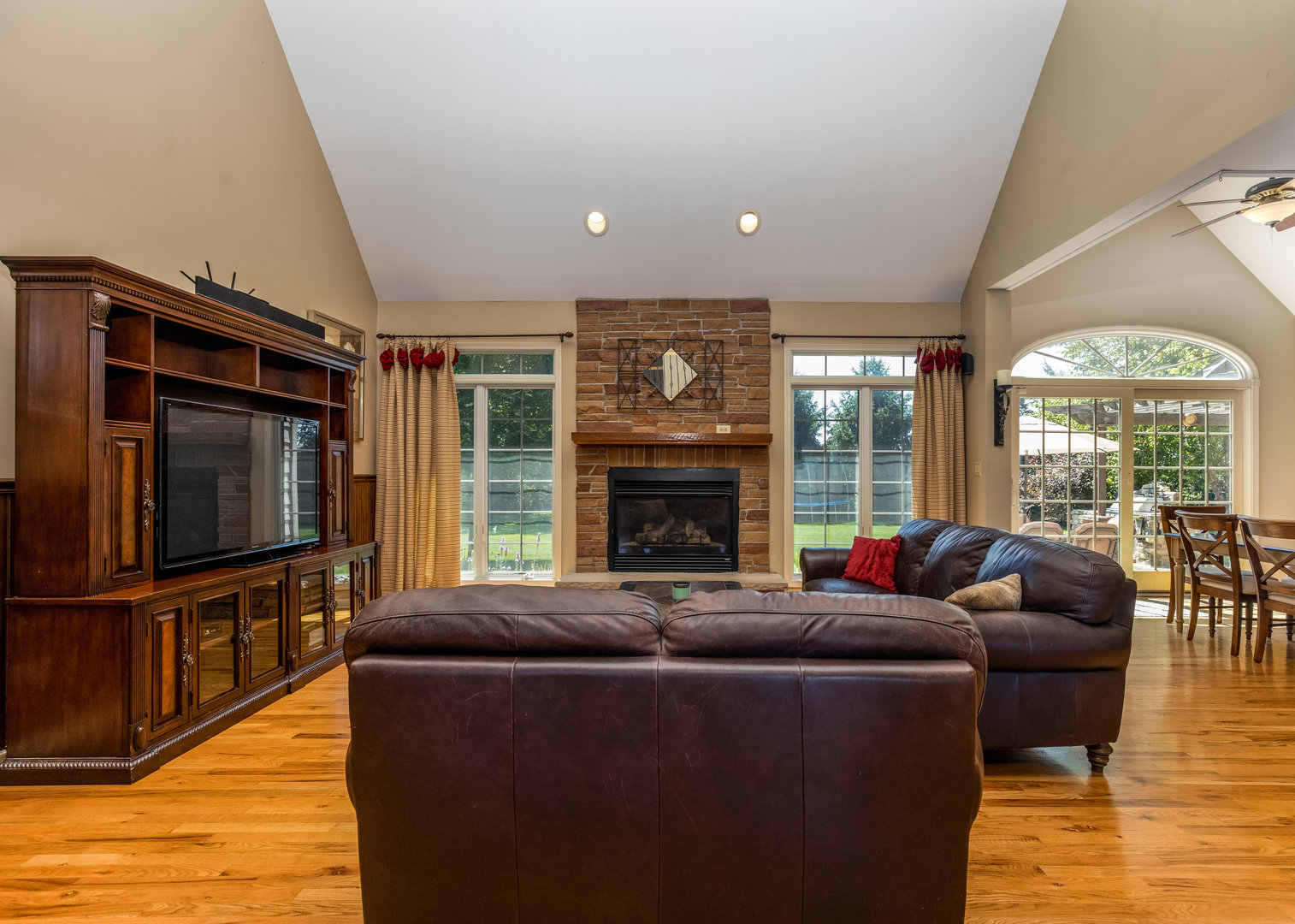 2943 East 1479th Road Ottawa, IL 61350 - Photo 7 of 41