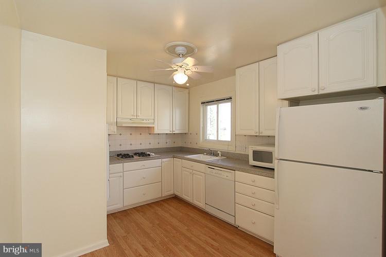 3931 Joliet Street Silver Spring, MD 20906 - Photo 14 of 27 Updated cabinets