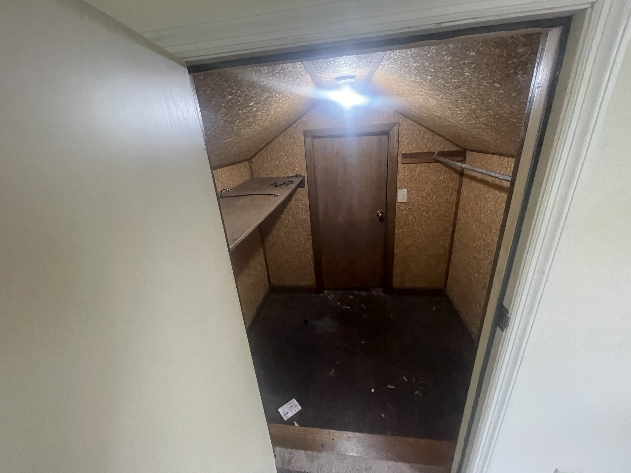 3088 Hillsboro Road Brentwood, TN 37027 - Photo 16 of 18 a view of stairs