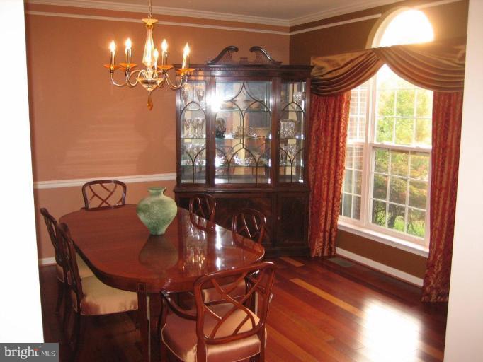 14210 Schaeffer Road Germantown, MD 20874 - Photo 7 of 30 Dining Room
