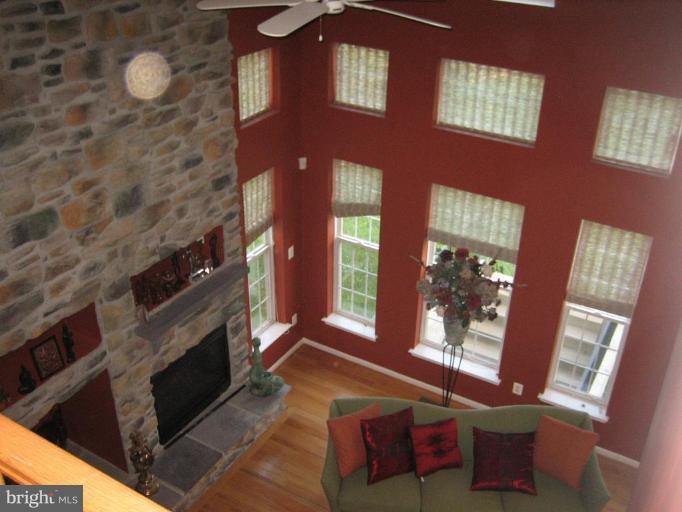 14210 Schaeffer Road Germantown, MD 20874 - Photo 10 of 30 Family Room