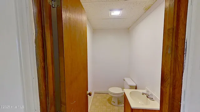 $2,000 | 243 Youpon Drive, Hubert, NC 28539