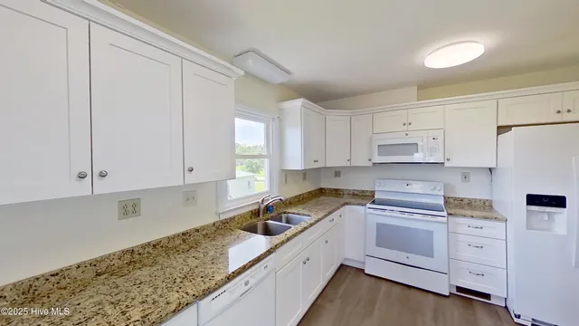 $2,000 | 243 Youpon Drive, Hubert, NC 28539