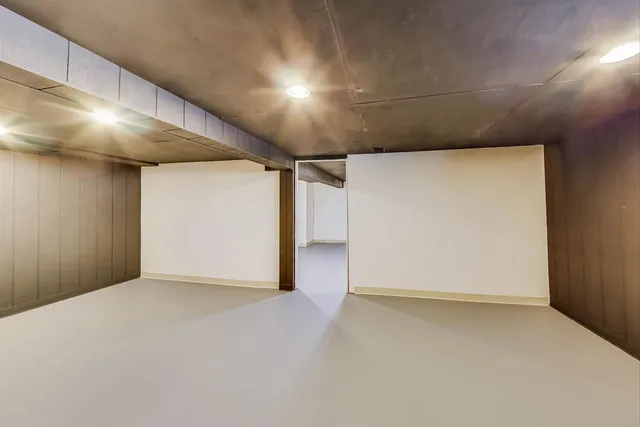 a view of empty room