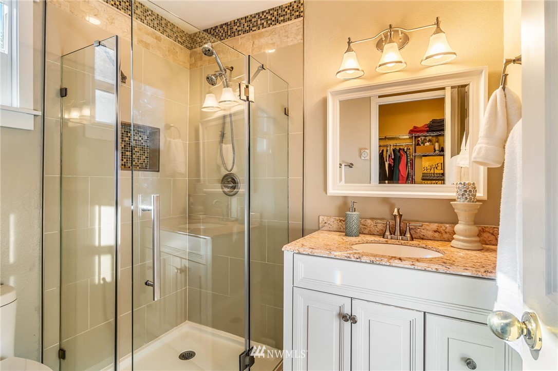 414 211th Place Southeast Bothell, WA 98021 - Photo 12 of 29