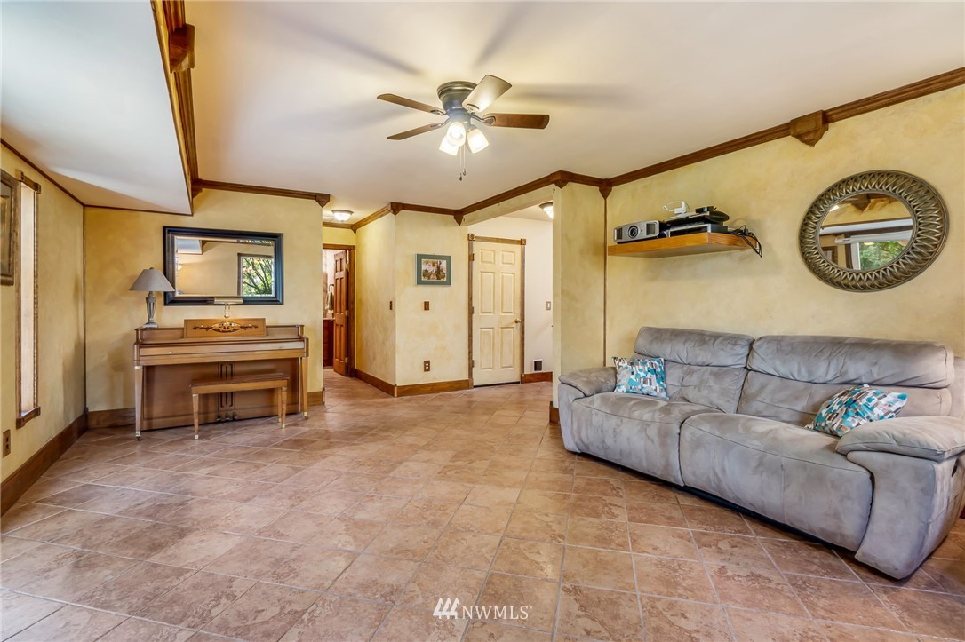 414 211th Place Southeast Bothell, WA 98021 - Photo 20 of 29
