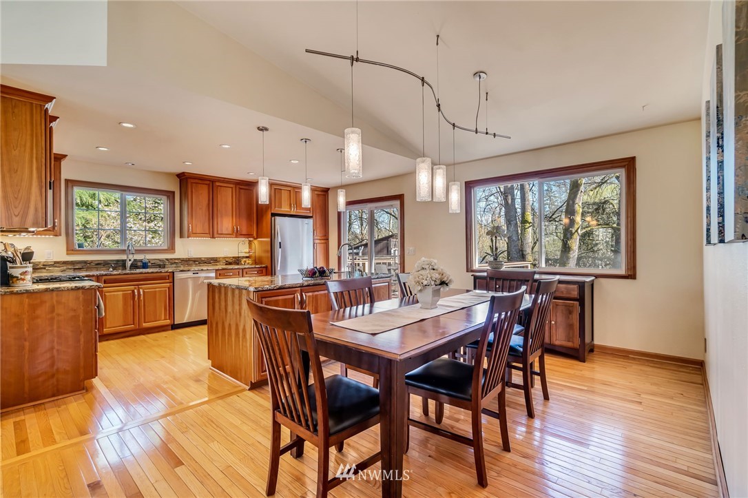 414 211th Place Southeast Bothell, WA 98021 - Photo 5 of 29
