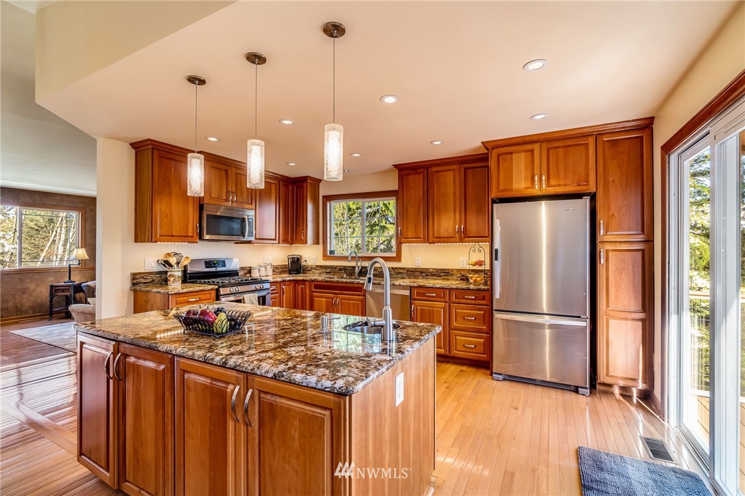 414 211th Place Southeast Bothell, WA 98021 - Photo 6 of 29