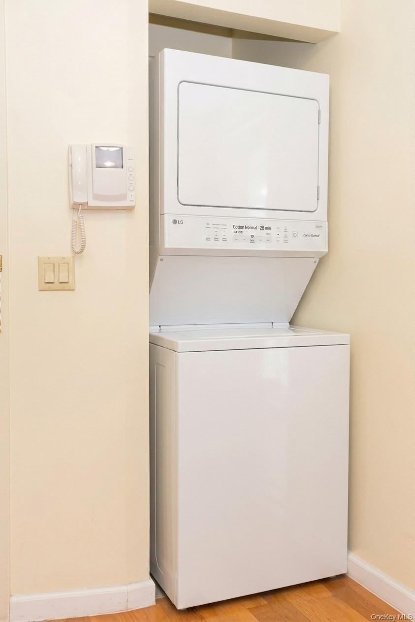 137-08 31st Road, Unit 5D Queens, NY 11354 - Photo 11 of 12