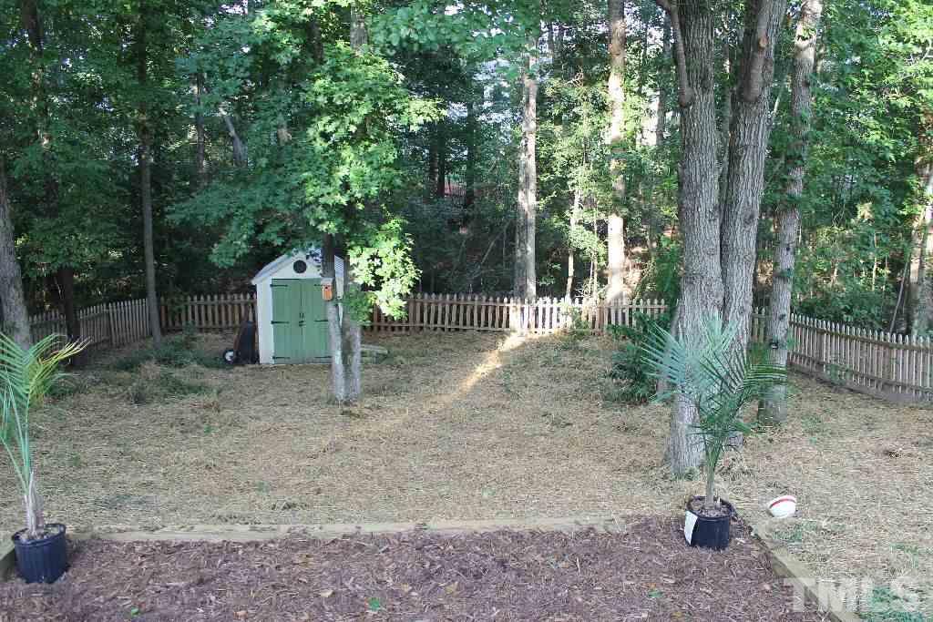 4049 Landover Lane Raleigh, NC 27616 - Photo 10 of 19 Gallery Image 10