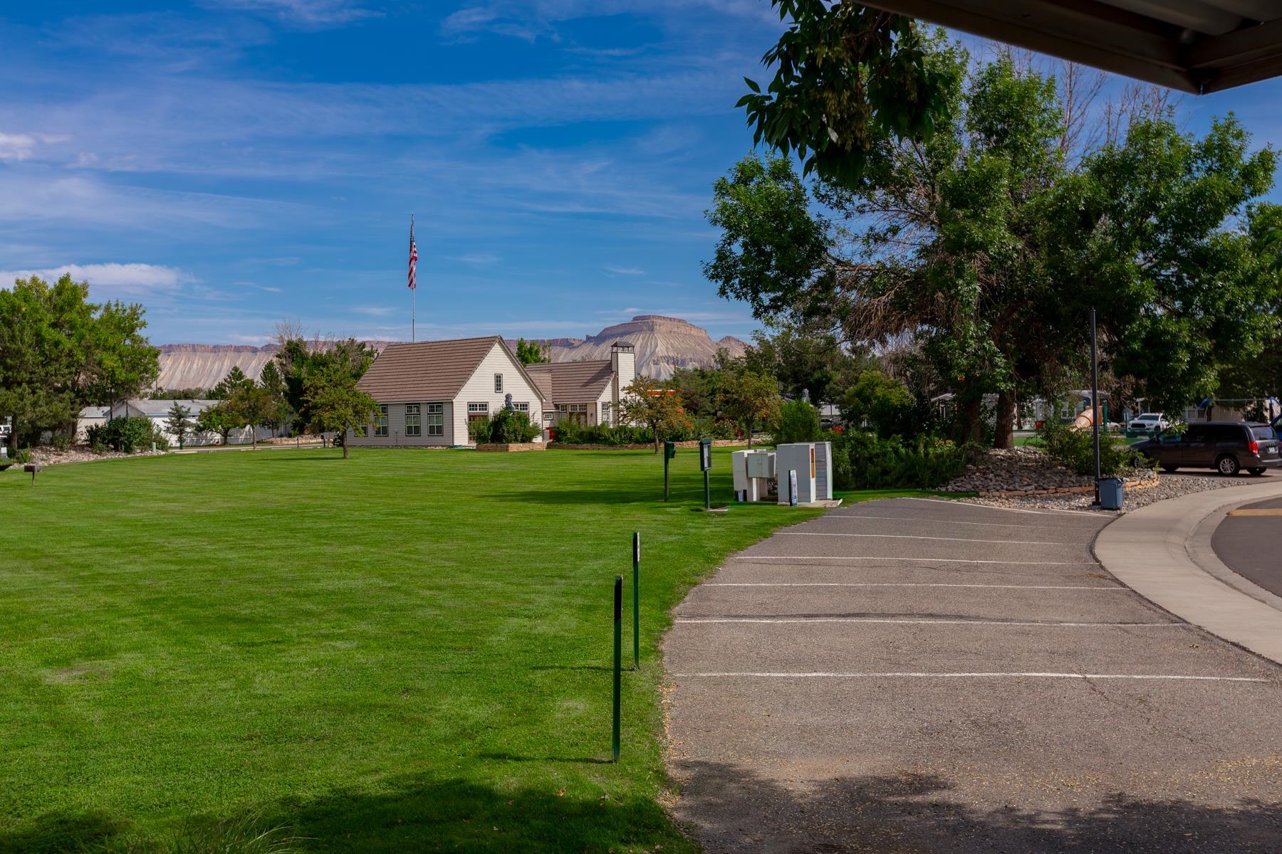 435 32 Road, Unit 601 Clifton, CO 81520 - Photo 31 of 38 a view of a volley ball court