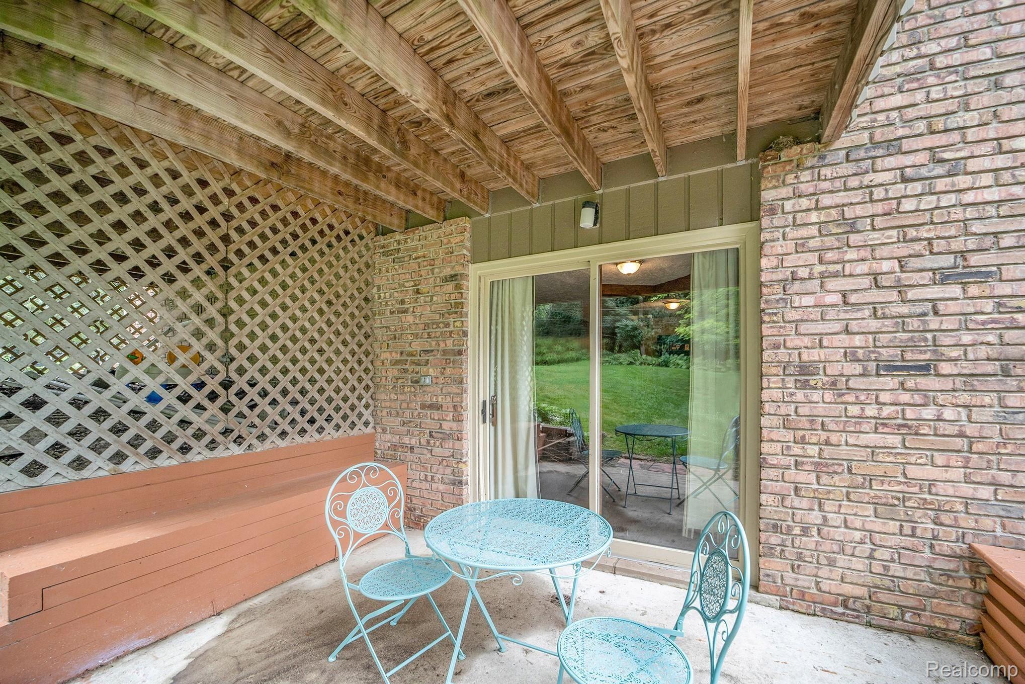 362 Randolph Road Rochester, MI 48309 - Photo 33 of 36 Photo (34).jpg