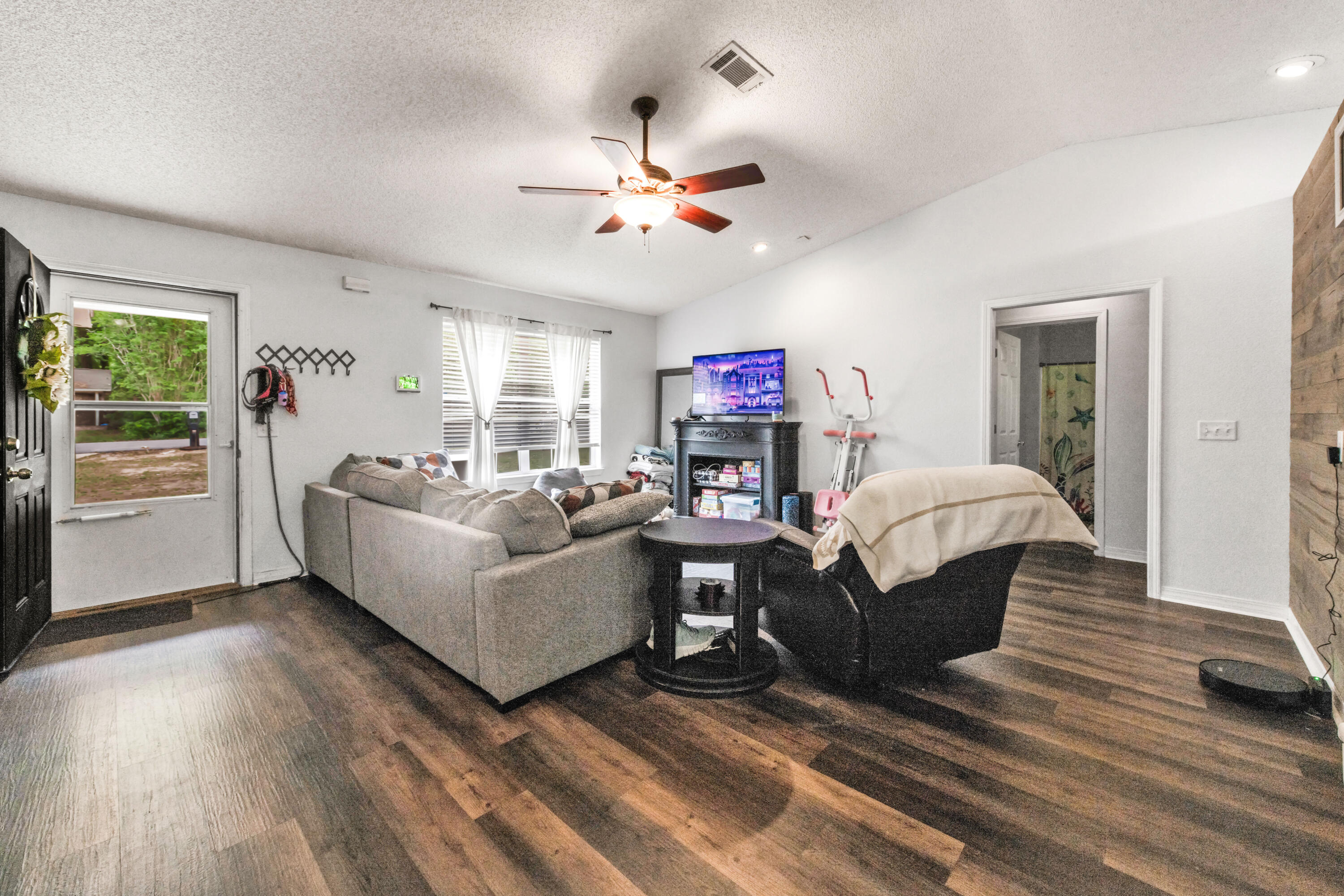 5246 Sewell Road Milton, FL 32570 - Photo 5 of 22 _D851469