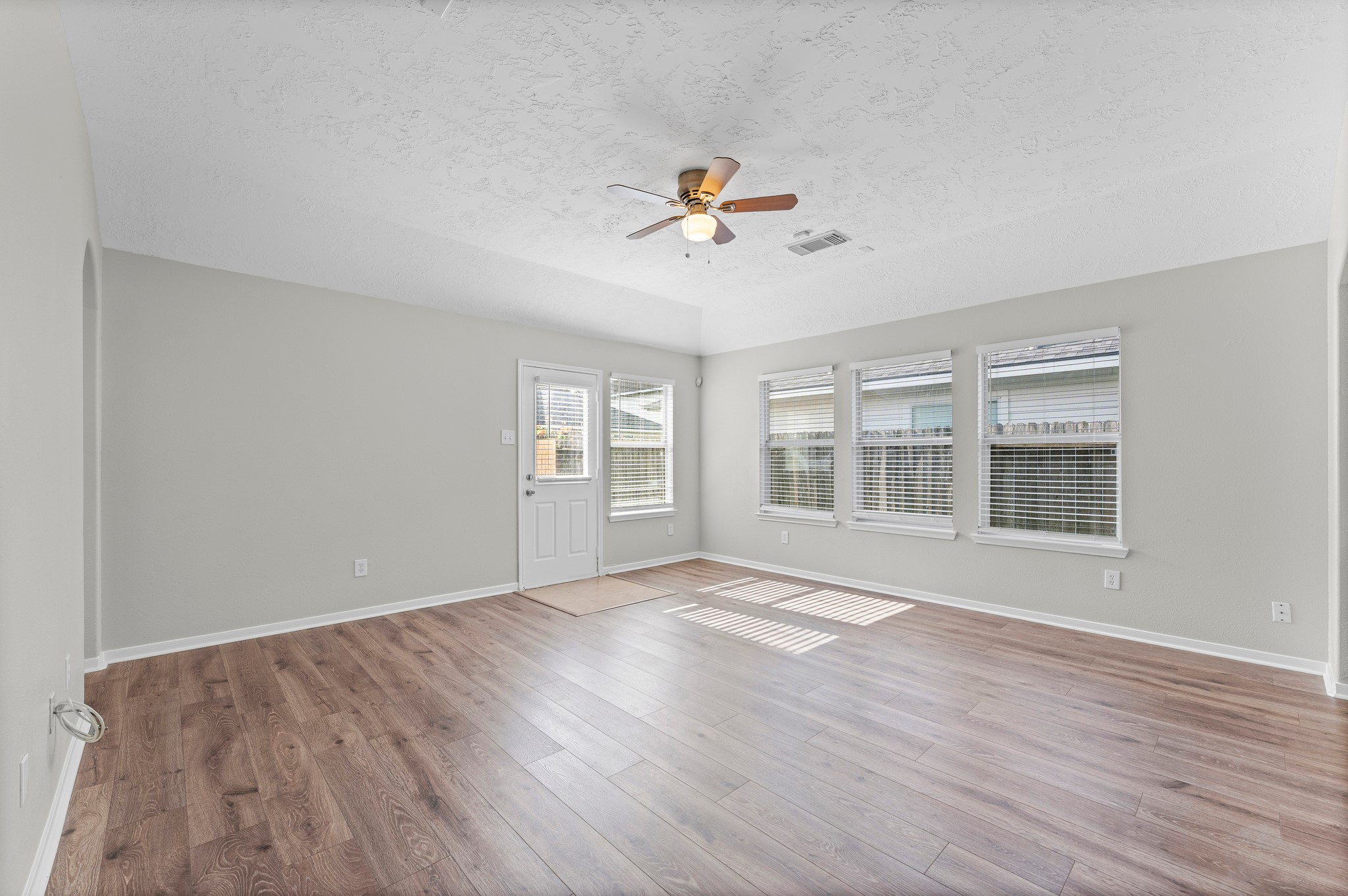 21218 Rezanof Road Humble, TX 77338 - Photo 8 of 19