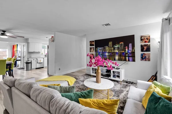 $629,000 | 315 South 57th Avenue, Hollywood, FL 33023