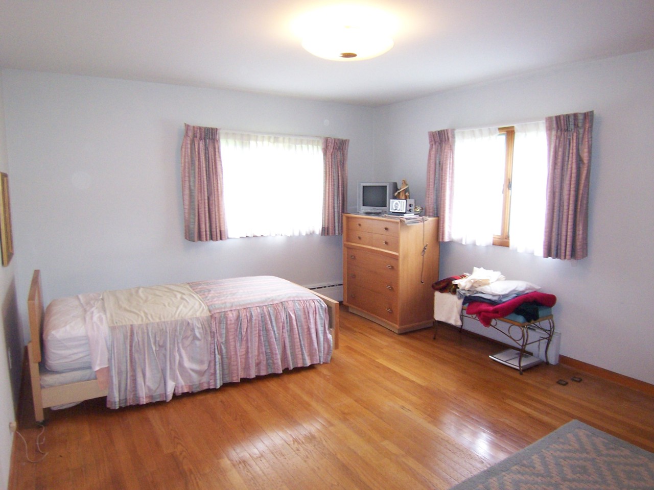 94 Kittredge Road Pittsfield, MA 01201 - Photo 8 of 15 Bedroom 2