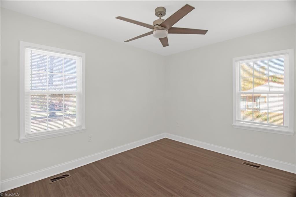 1002 Cliff Road Asheboro, NC 27203 - Photo 19 of 30