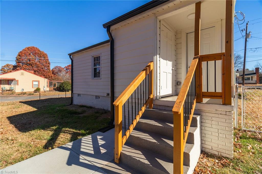 1002 Cliff Road Asheboro, NC 27203 - Photo 22 of 30